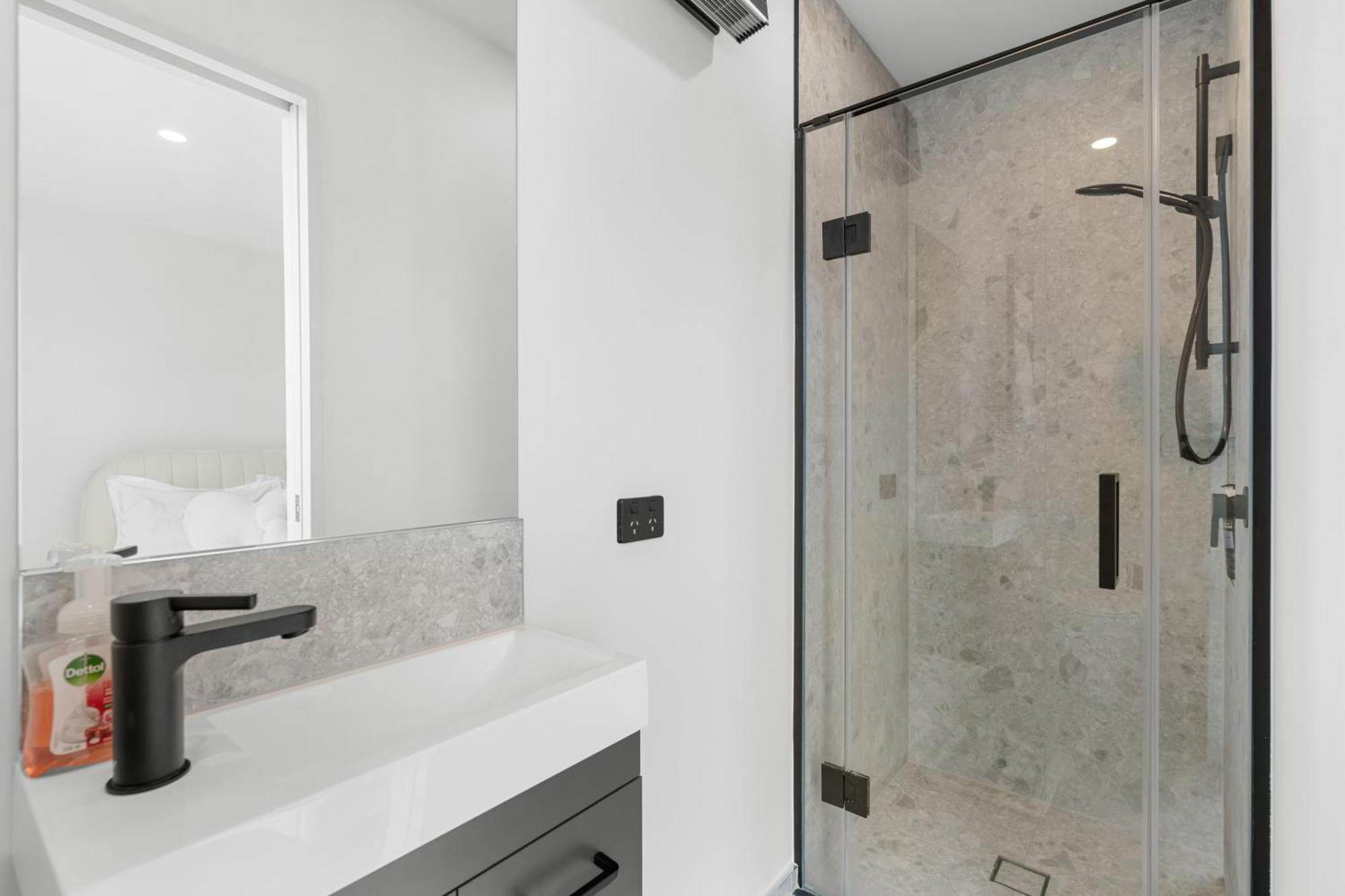 Modern Luxury Suite Near Cbd 3Bed 2Bath Christchurch Kültér fotó